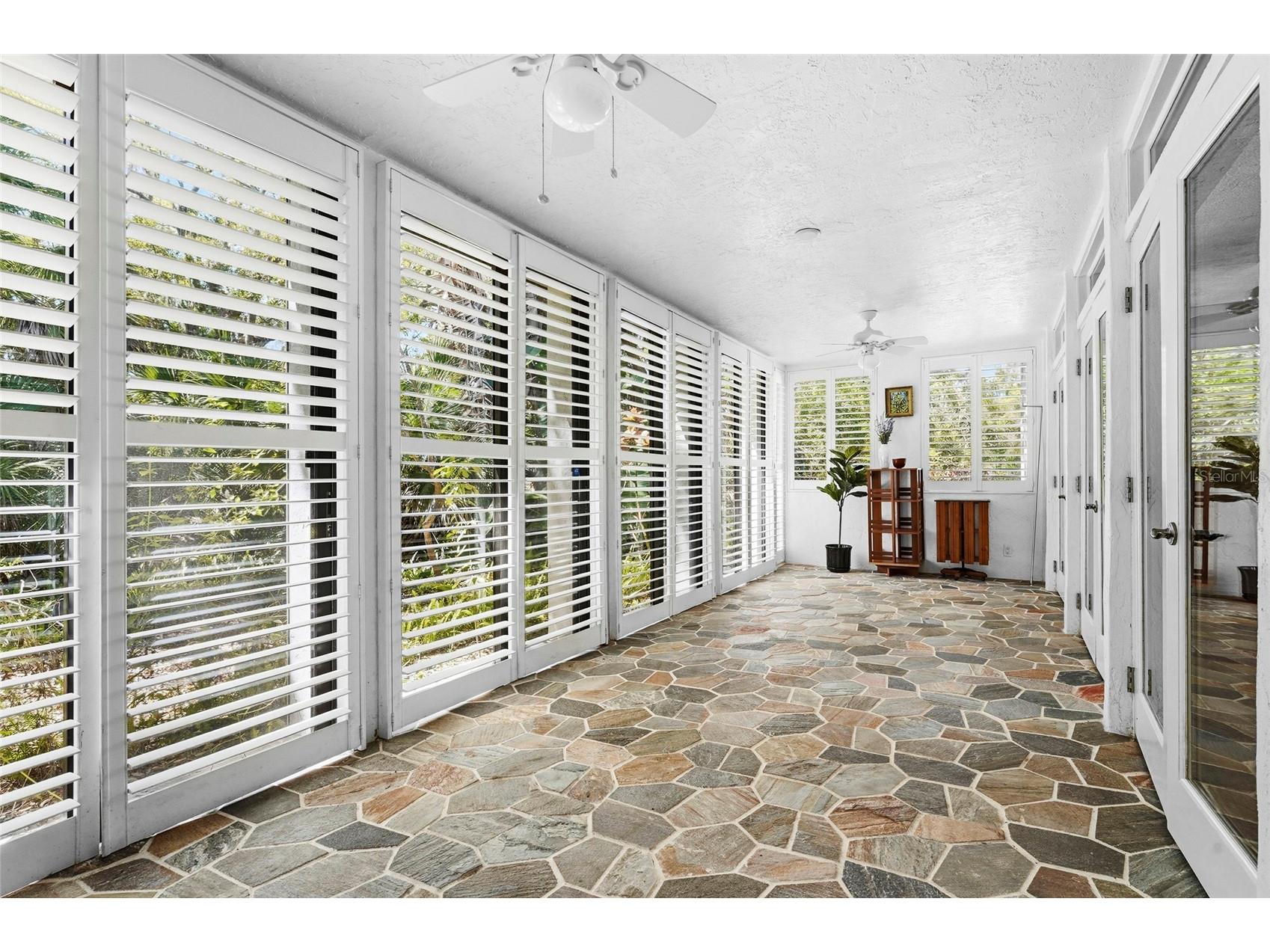 3324 Thornwood Road #3324 Sarasota FL 34231 A4686421 image8