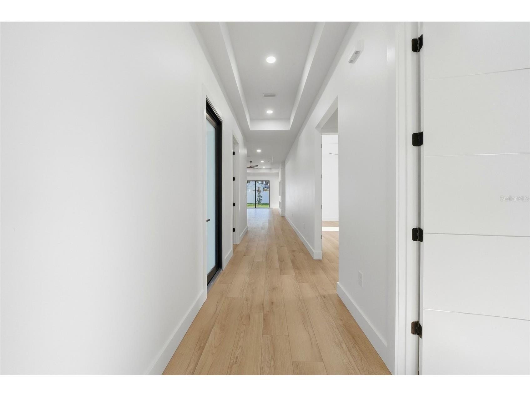 3325 55 Avenue N Saint Petersburg FL 33714 TB8501112 image10