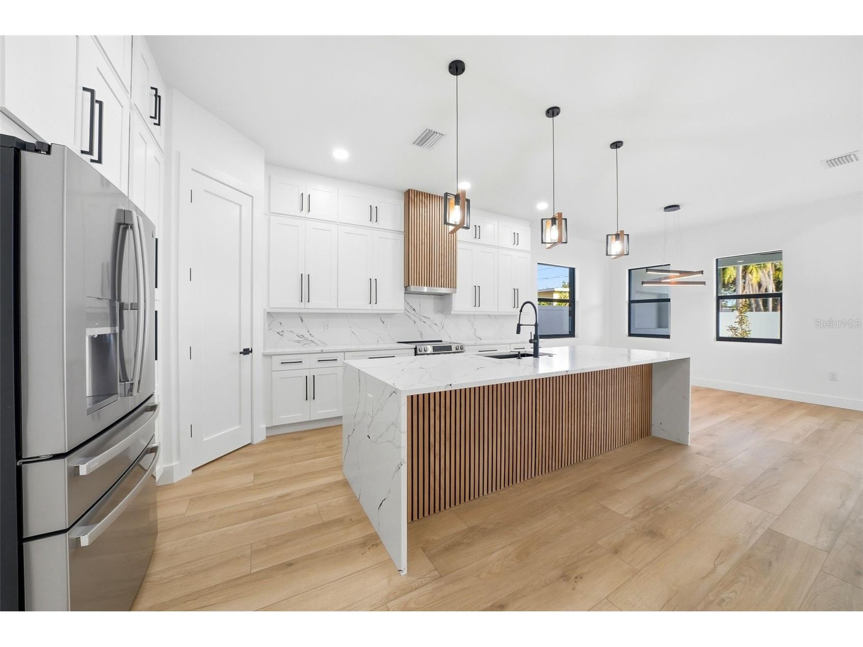 3325 55 Avenue N Saint Petersburg FL 33714 TB8501112 image19