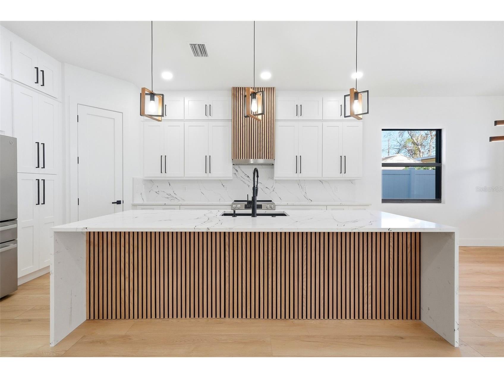 3325 55 Avenue N Saint Petersburg FL 33714 TB8501112 image20