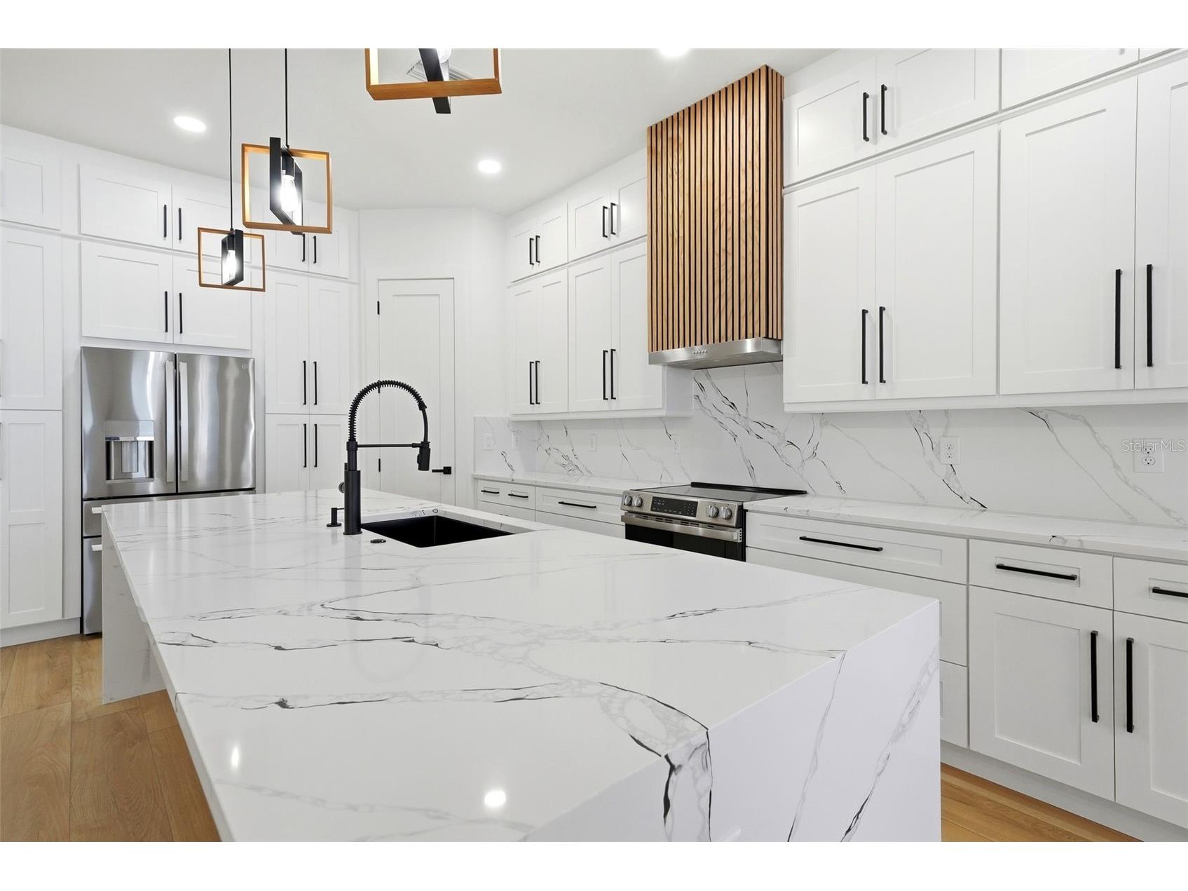 3325 55 Avenue N Saint Petersburg FL 33714 TB8501112 image21