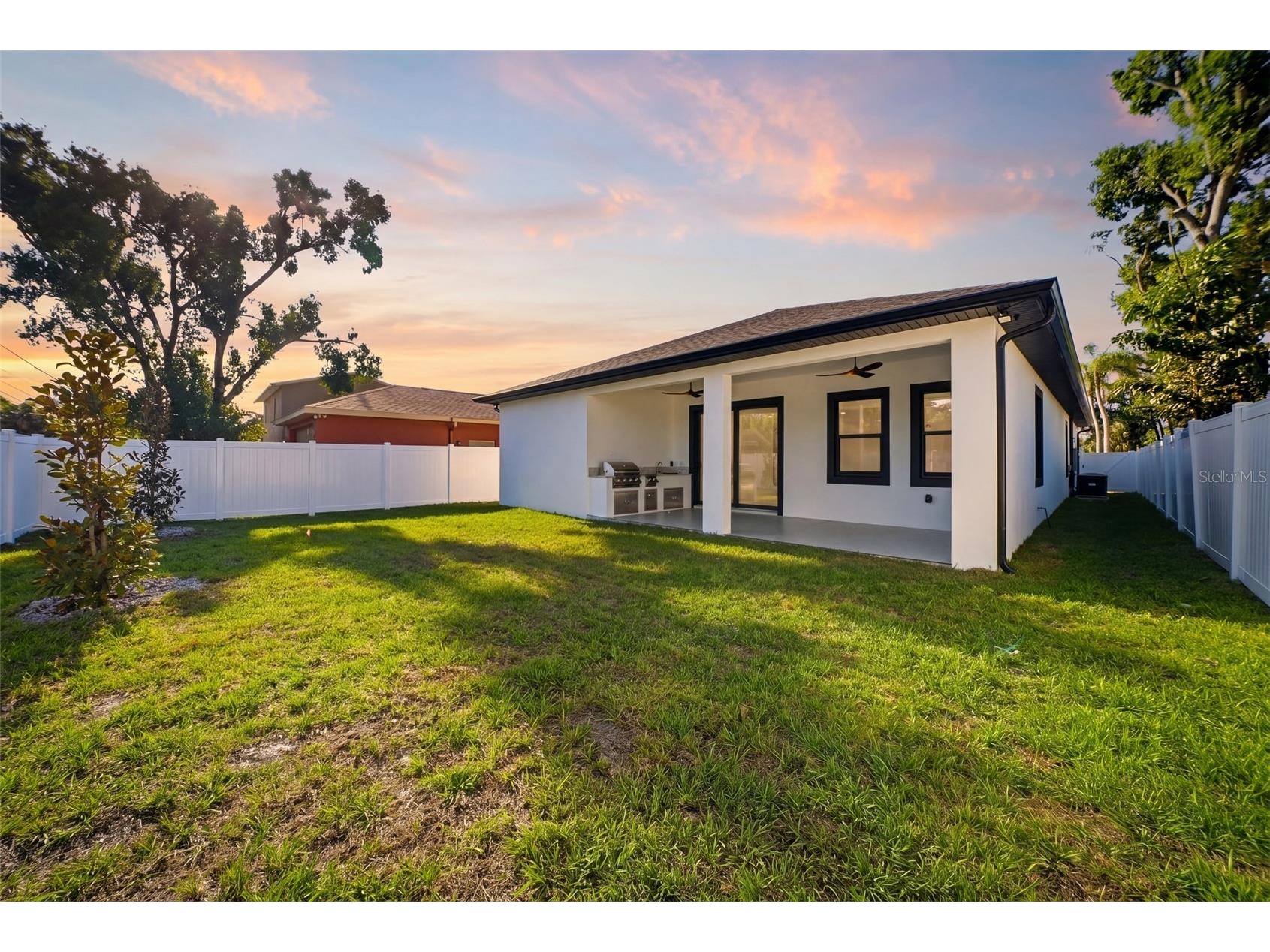 3325 55 Avenue N Saint Petersburg FL 33714 TB8501112 image54