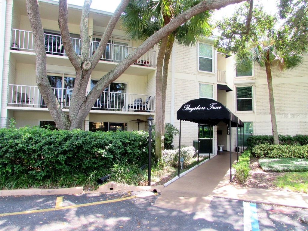 3325 Bayshore Boulevard #D13 Tampa FL 33629 A4619438 image1