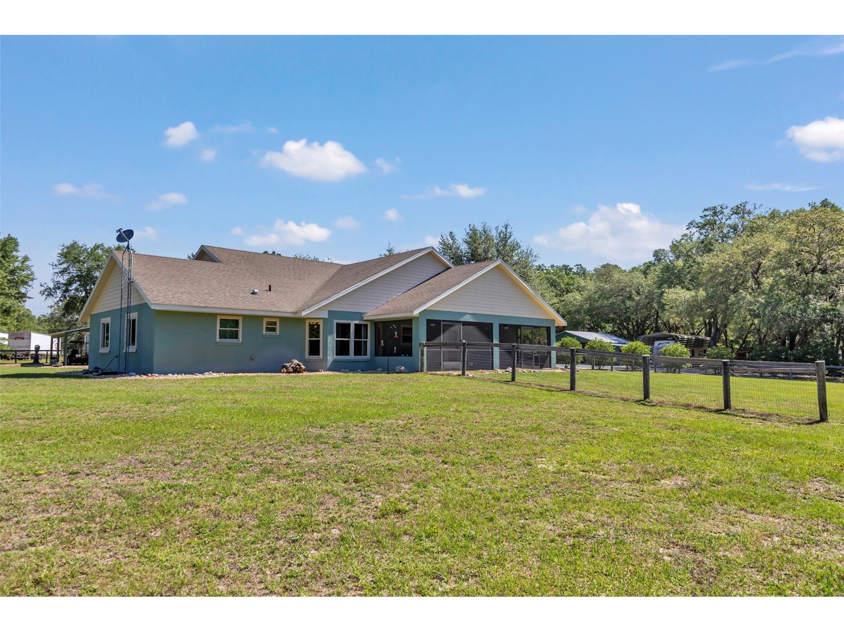 3325 S Hwy 314a Ocklawaha FL 32179 OM724052 image51