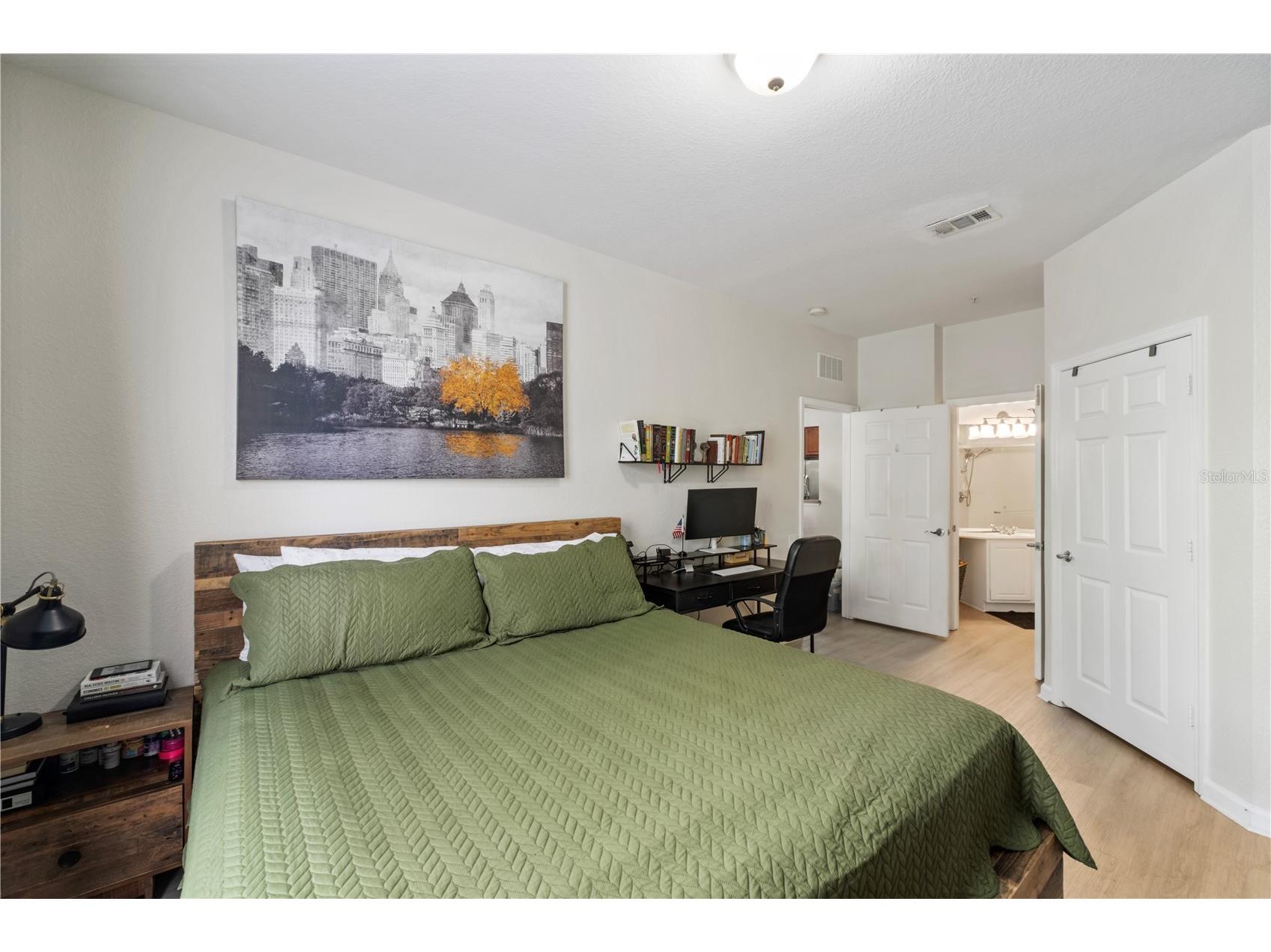 3326 Robert Trent Jones Drive #30102 Orlando FL 32835 O6399879 image5