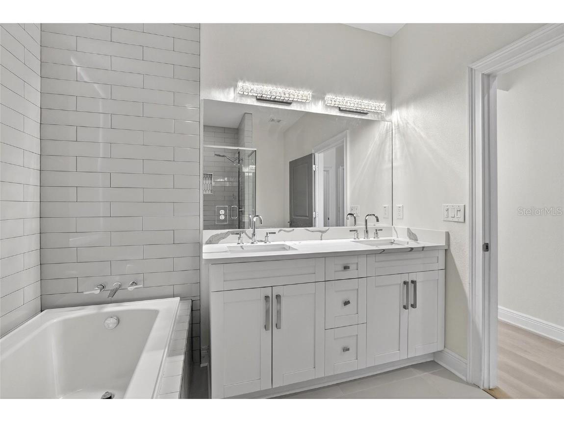 3326 W Heiter Street Tampa FL 33607 TB8451394 image18