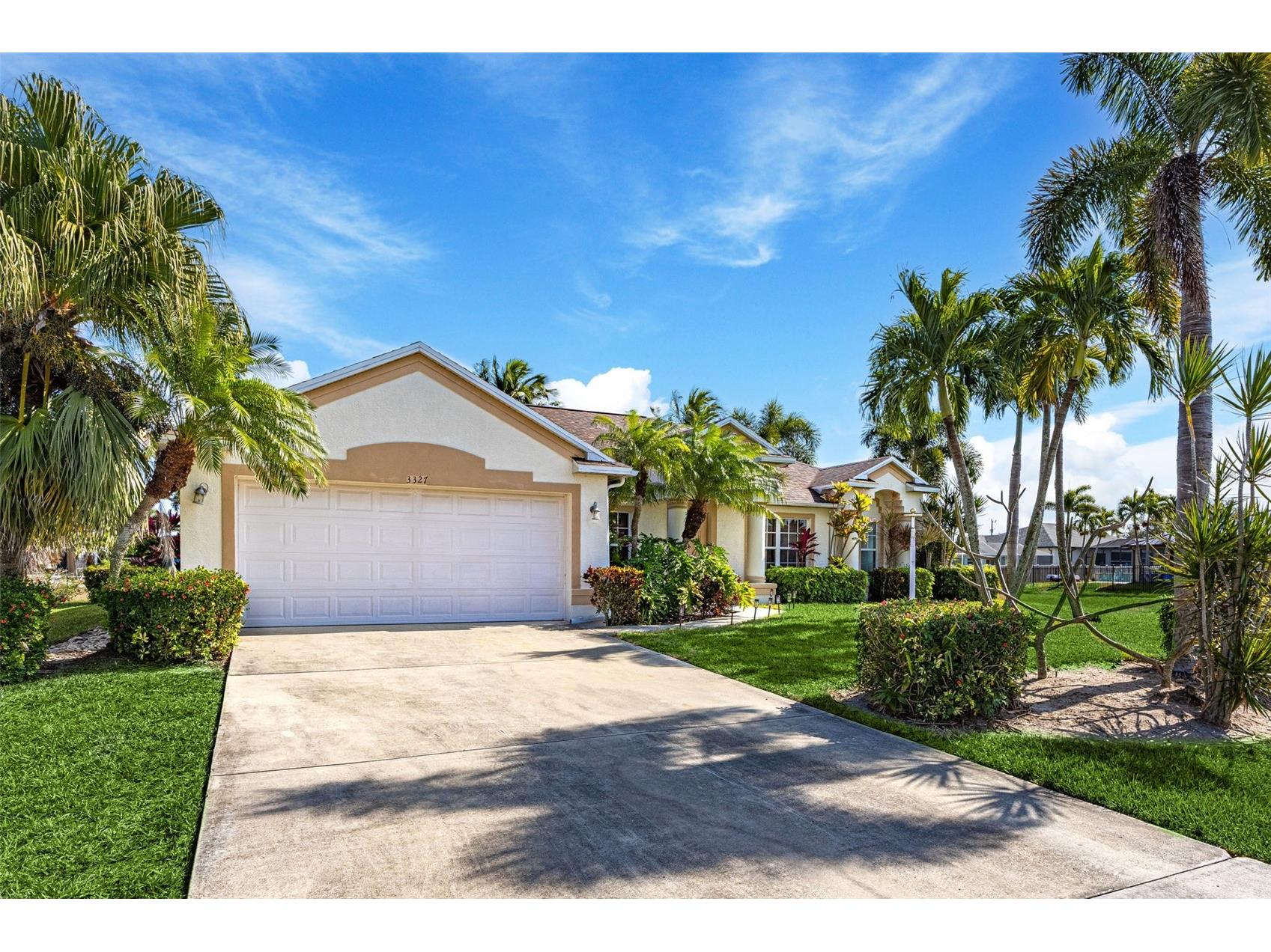 3327 SW 26th Avenue Cape Coral FL 33914 C7520089 image1