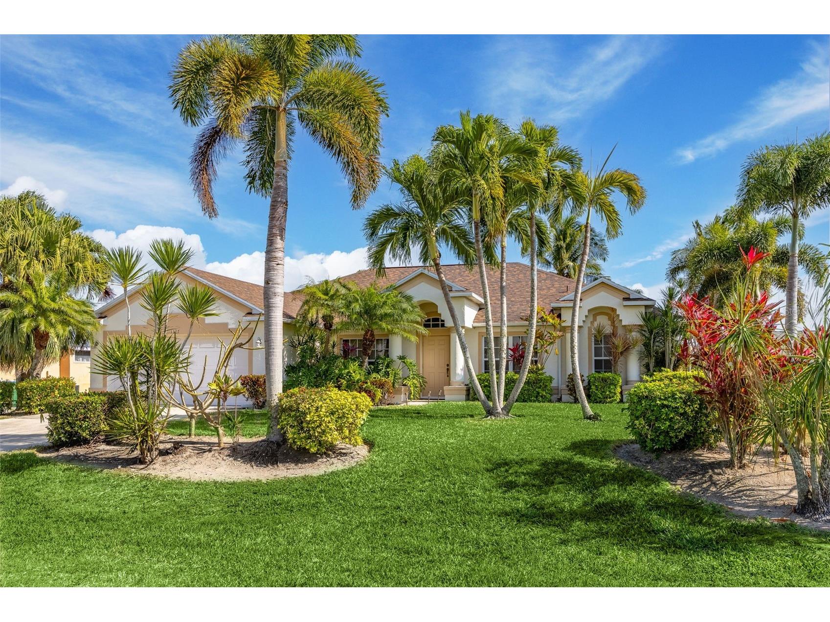 3327 SW 26th Avenue Cape Coral FL 33914 C7520089 image2