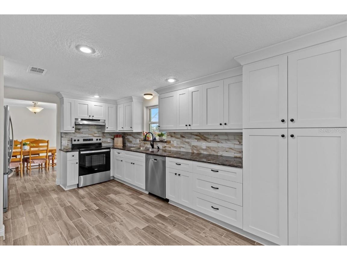 3328 Gulfview Drive Hernando Beach FL 34607 - DIRECT GULF ACCESS W7872894 image21