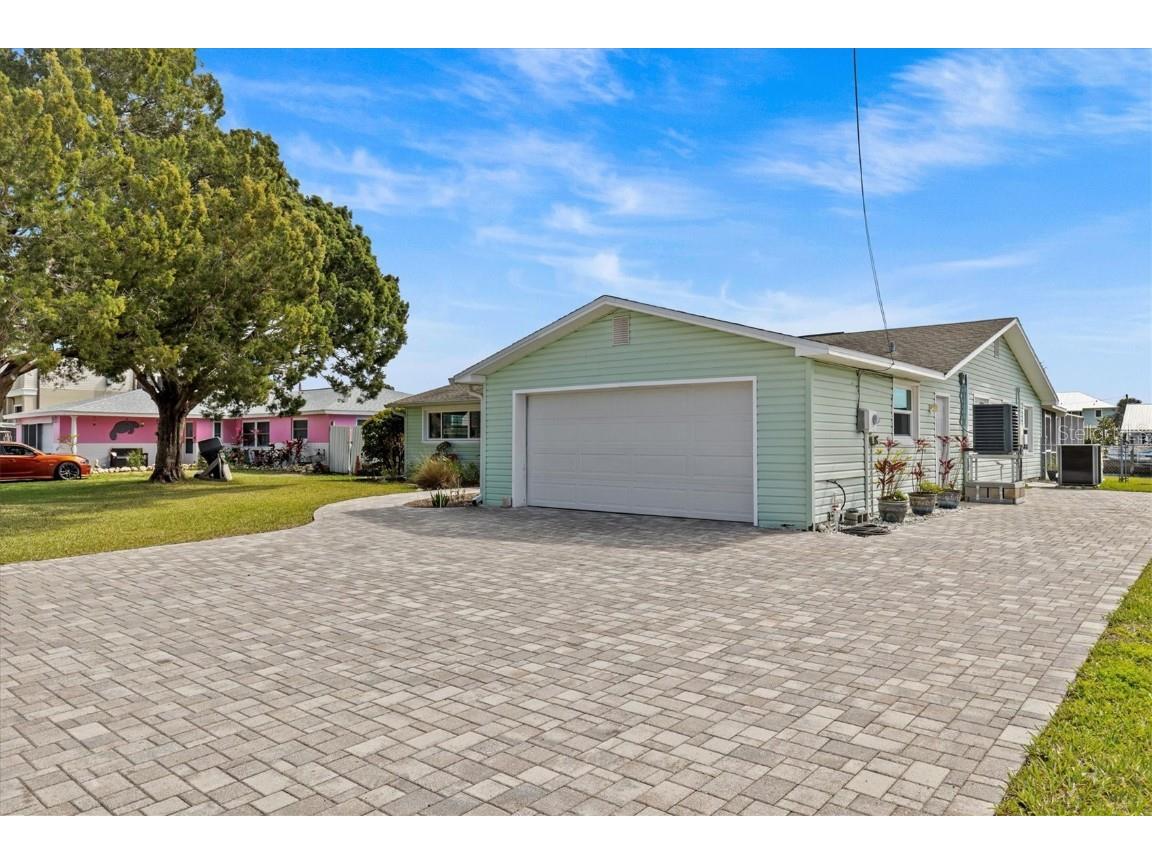 3328 Gulfview Drive Hernando Beach FL 34607 - DIRECT GULF ACCESS W7872894 image6