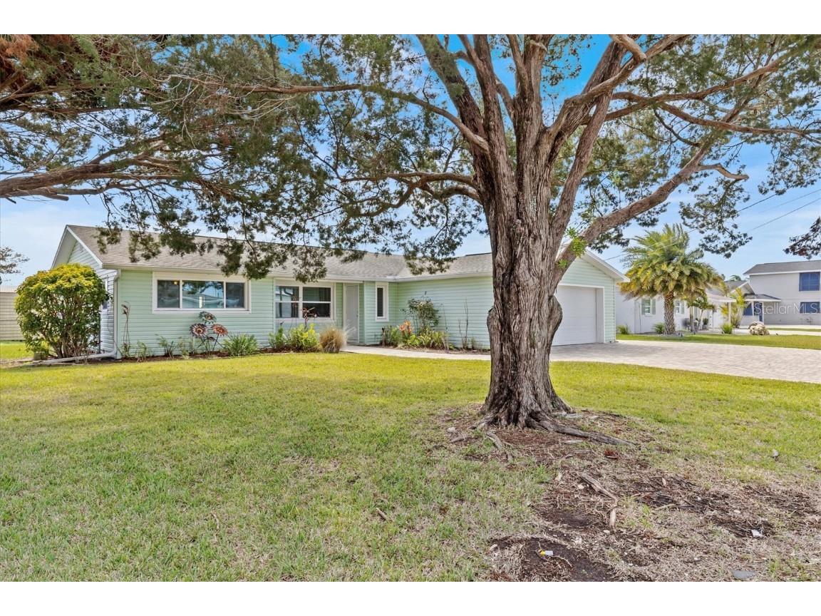 3328 Gulfview Drive Hernando Beach FL 34607 - DIRECT GULF ACCESS W7872894 image7