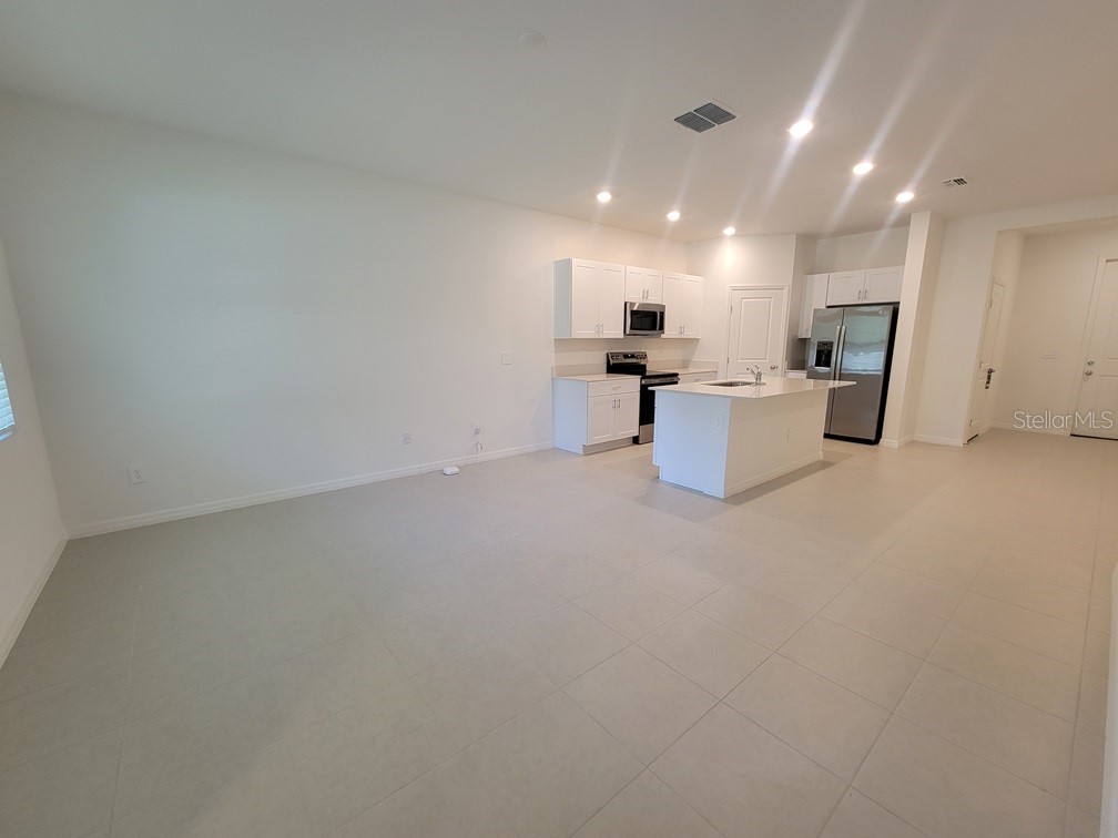 3328 Lapis Lake Drive Zephyrhills FL 33541 W7886589 image8