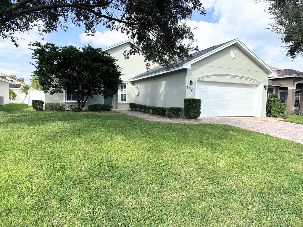 3328 Oak Hill Place Winter Haven FL 33884 P4927905 image1