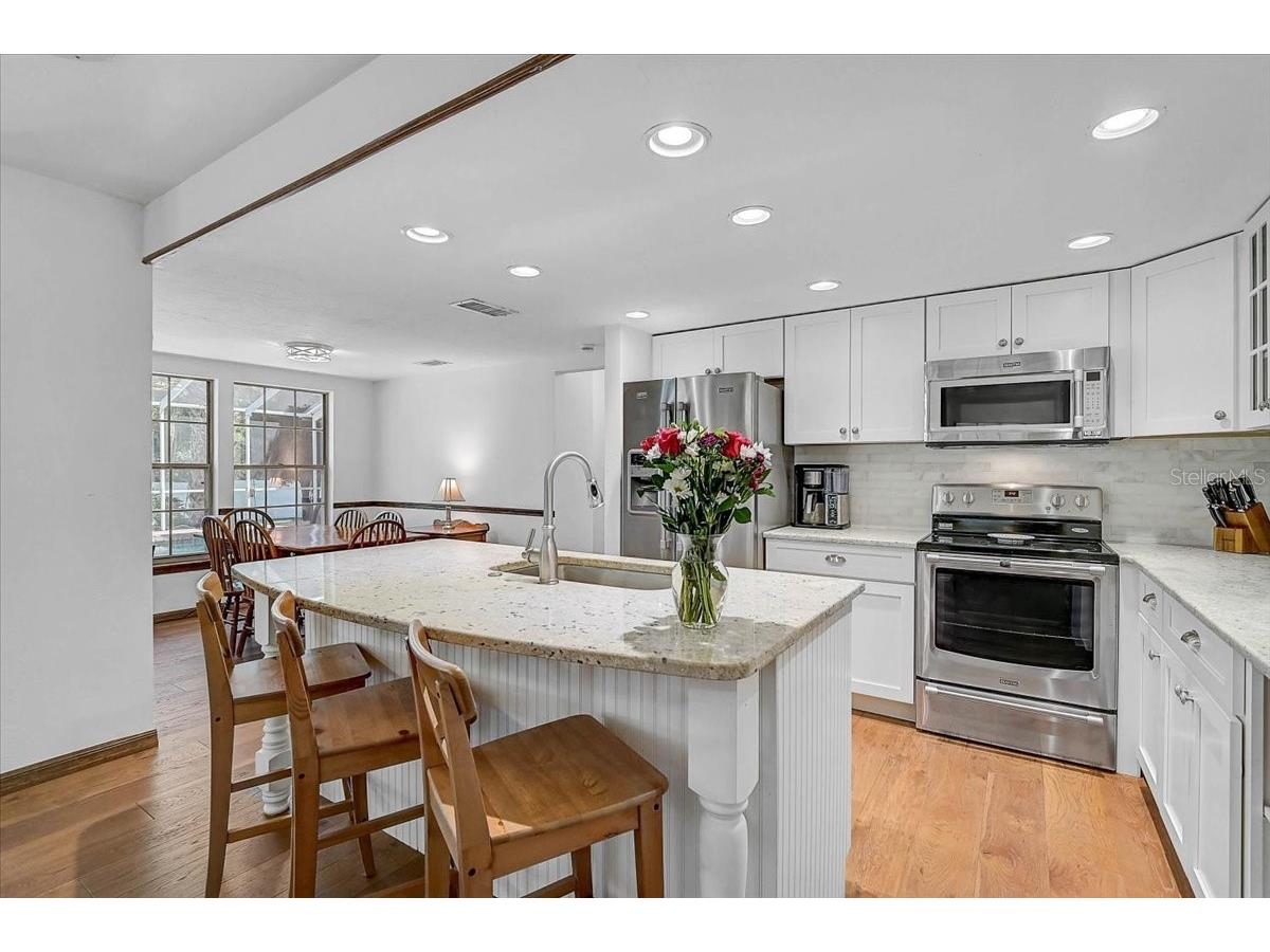 3328 Tobero Lane Sarasota FL 34235 A4691639 image11