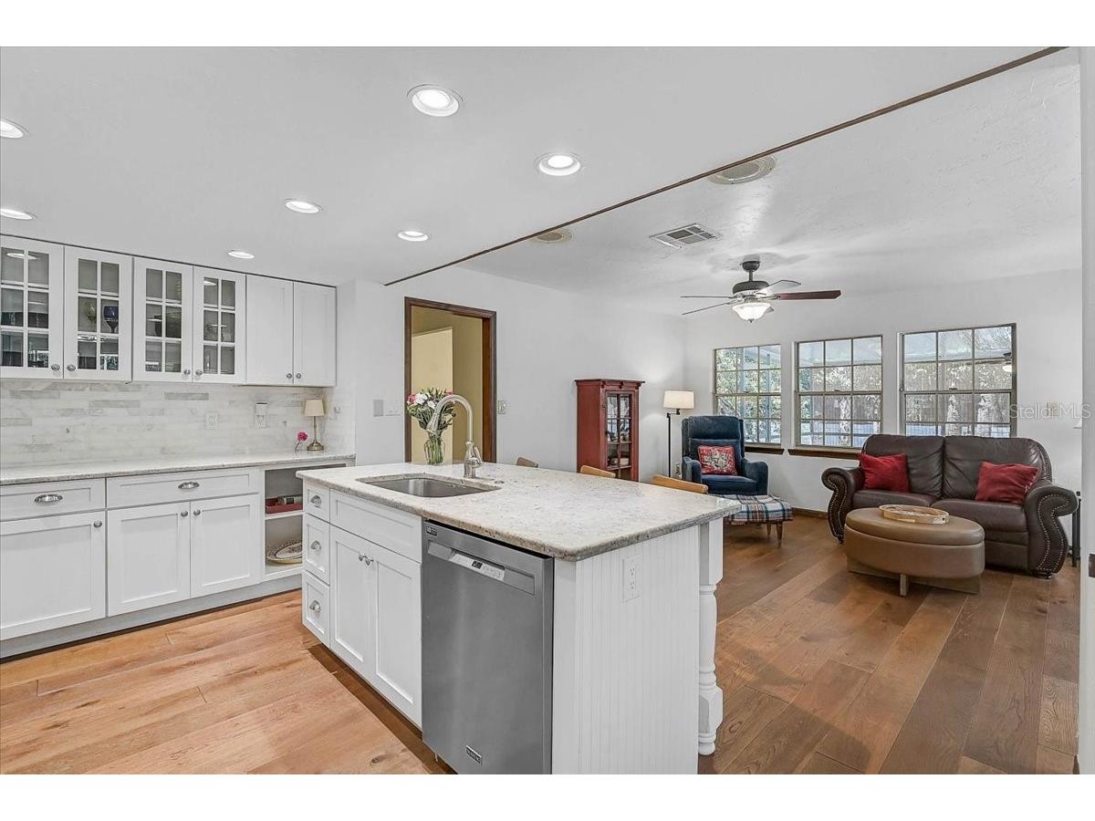 3328 Tobero Lane Sarasota FL 34235 A4691639 image15