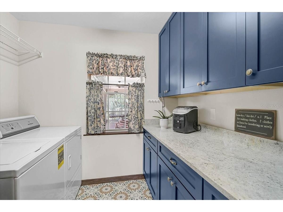 3328 Tobero Lane Sarasota FL 34235 A4691639 image55