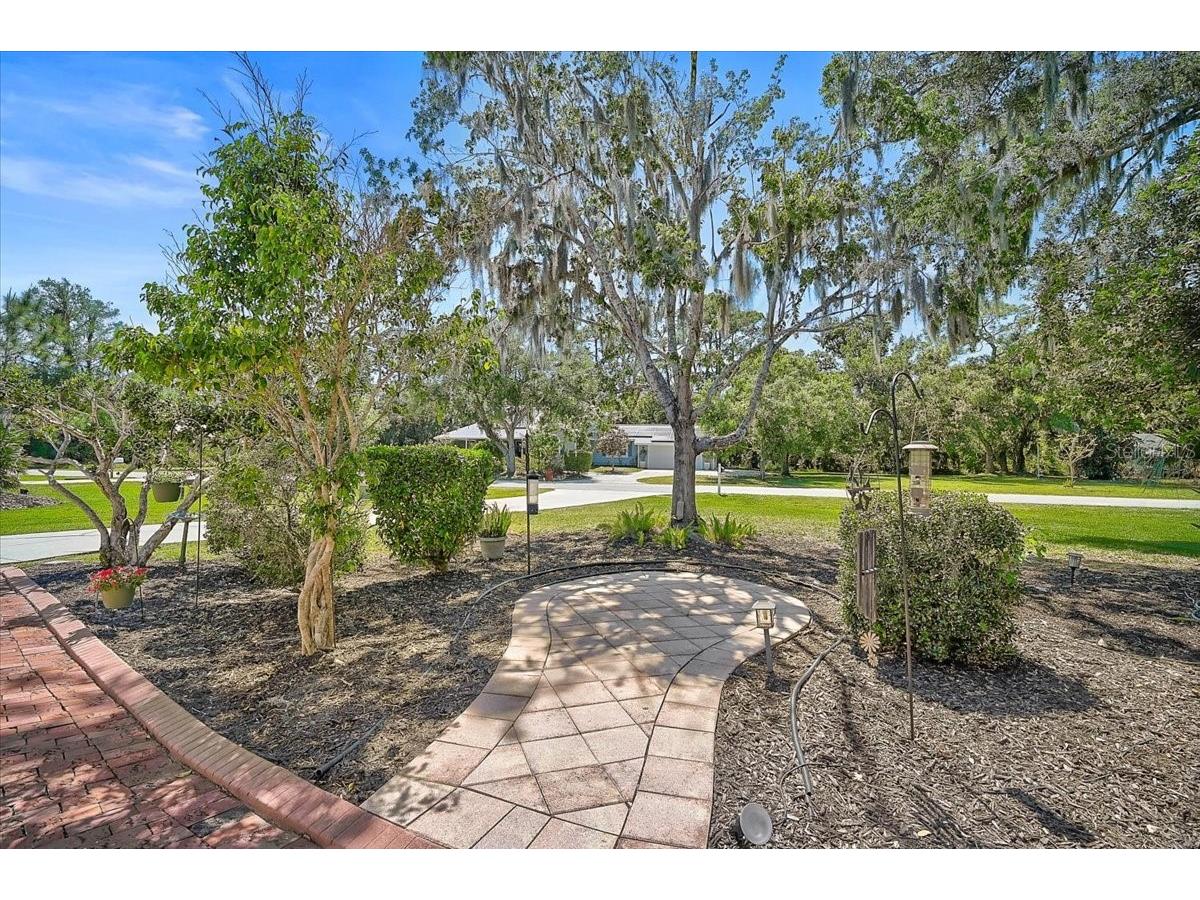 3328 Tobero Lane Sarasota FL 34235 A4691639 image6