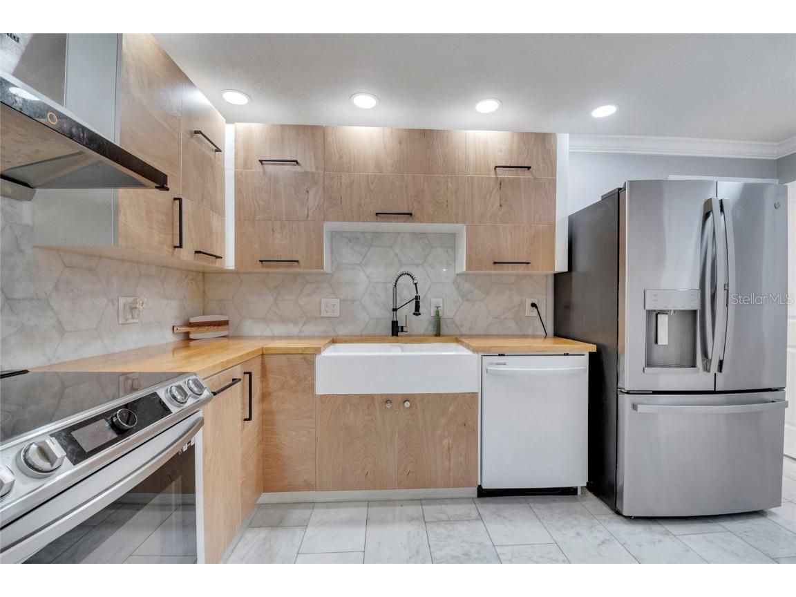 3328 Wax Berry Court Windermere FL 34786 - BUTLER CHAIN OF LAKES O6355868 image19