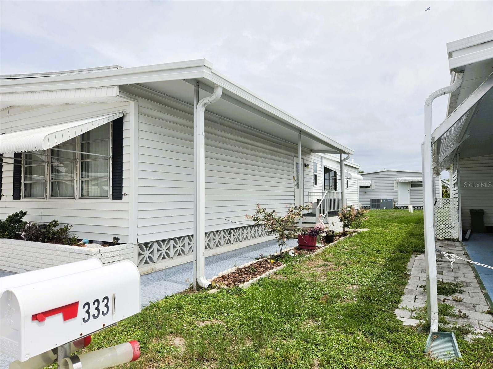 3329 Oakwood Boulevard S Sarasota FL 34237 A4696381 image3