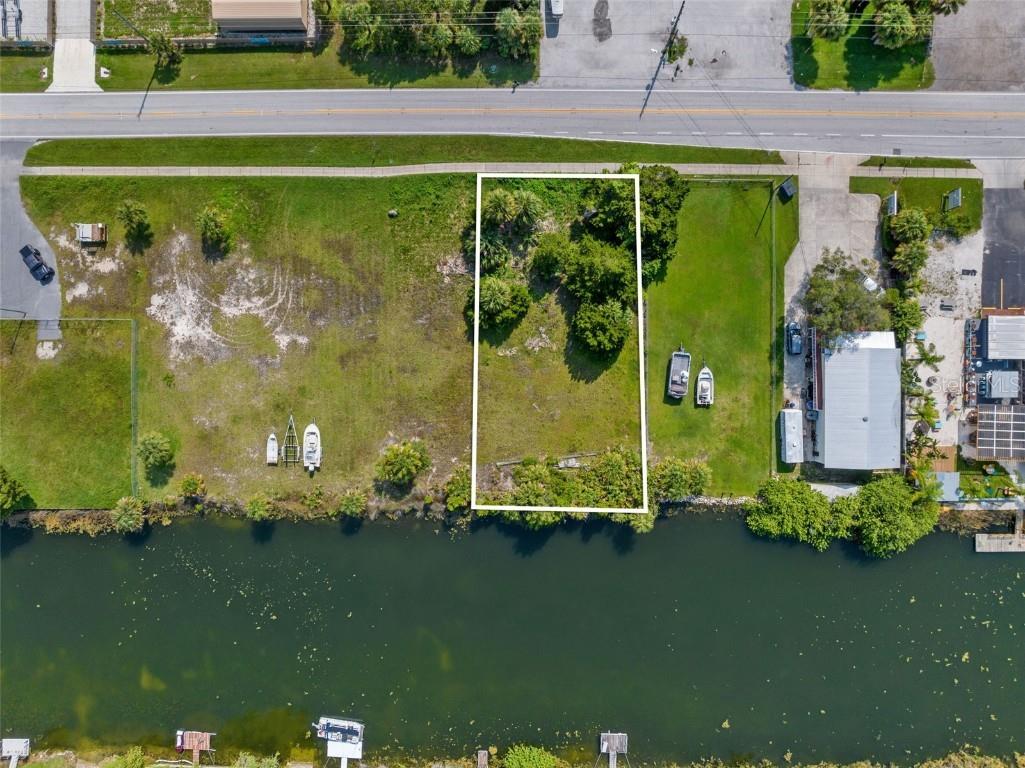 3329 Shoal Line Boulevard Hernando Beach FL 34607 W7857579 image6