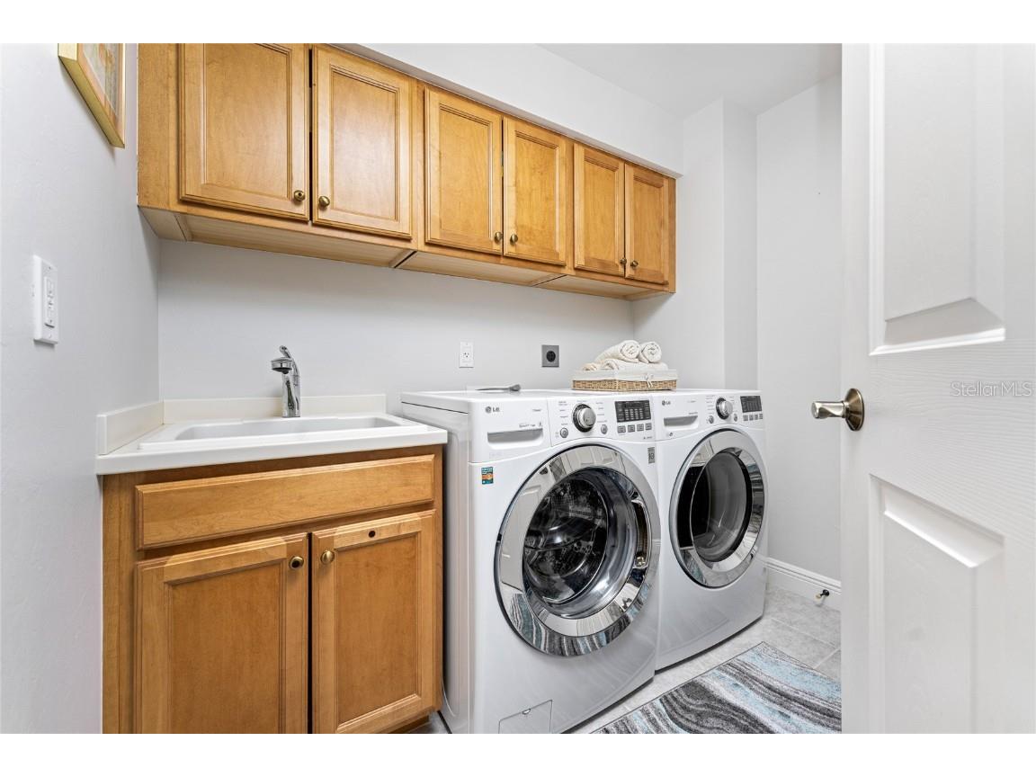 3329 Sunset Key Cir #301 Punta Gorda FL 33955 C7517752 image38