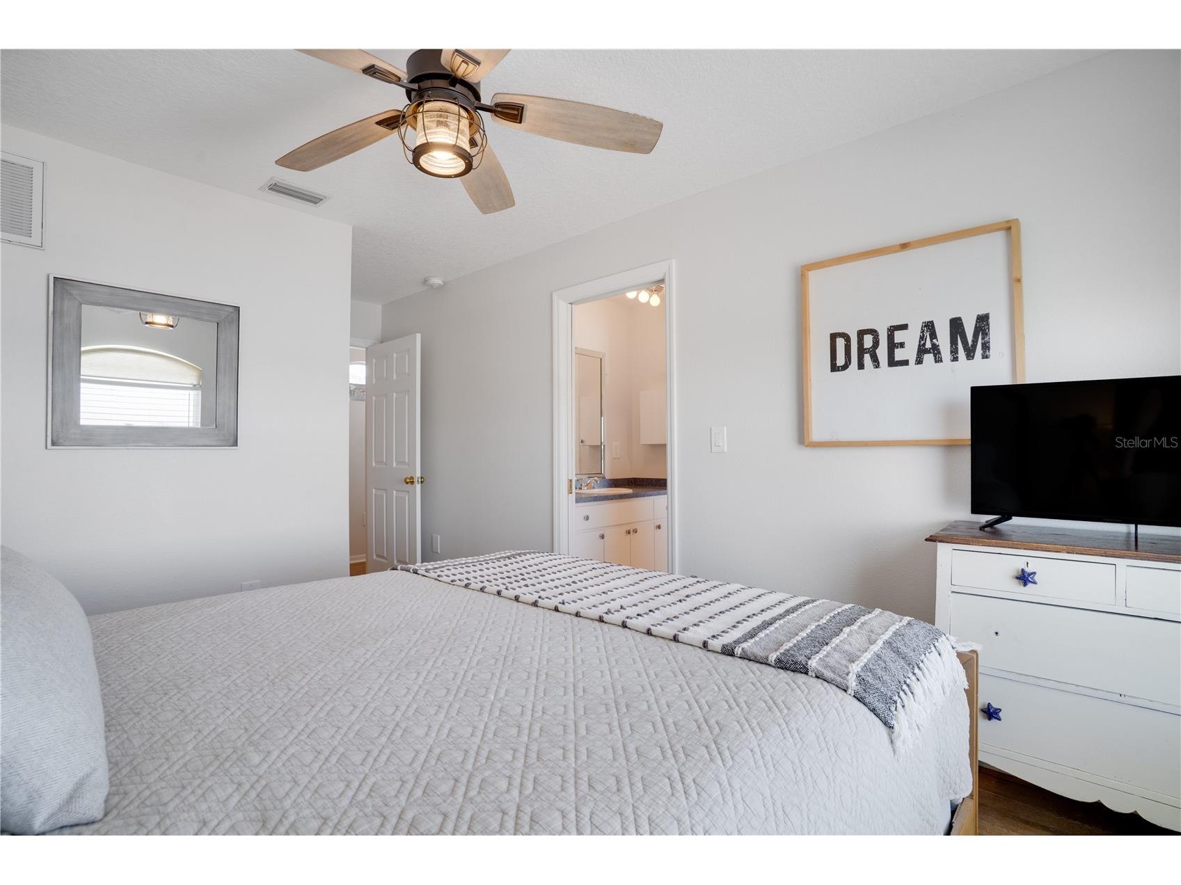 333 12th Avenue Indian Rocks Beach FL 33785 TB8416747 image32