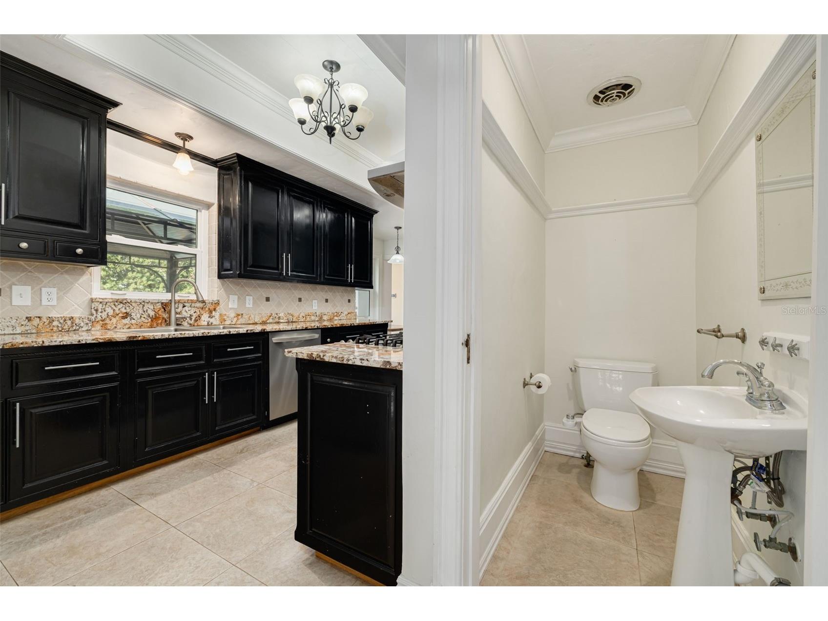 333 30th Avenue N Saint Petersburg FL 33704 TB8484587 image12