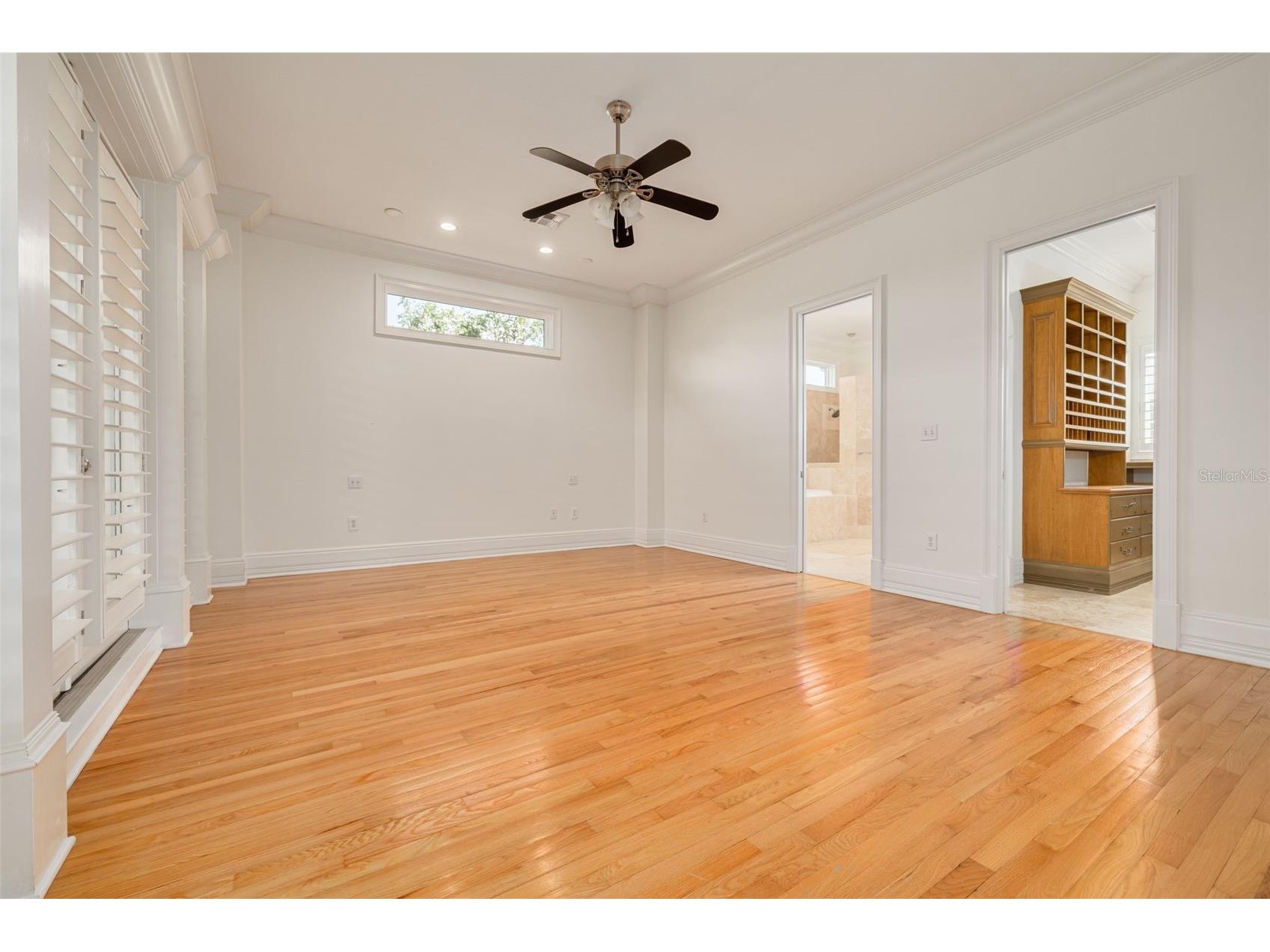 333 30th Avenue N Saint Petersburg FL 33704 TB8484587 image18