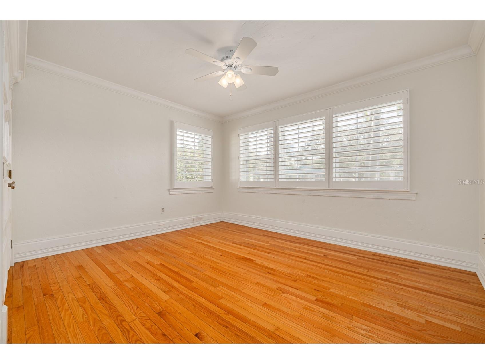 333 30th Avenue N Saint Petersburg FL 33704 TB8484587 image24