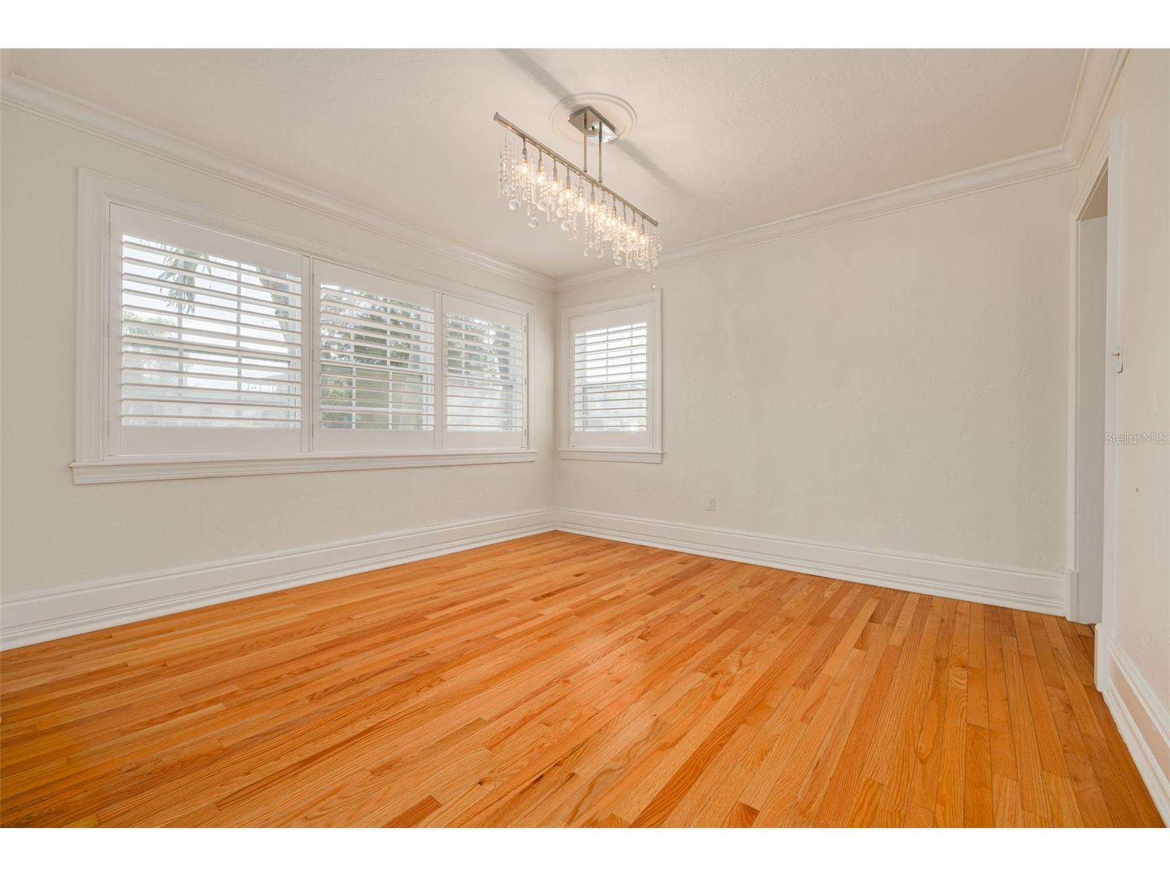 333 30th Avenue N Saint Petersburg FL 33704 TB8484587 image6
