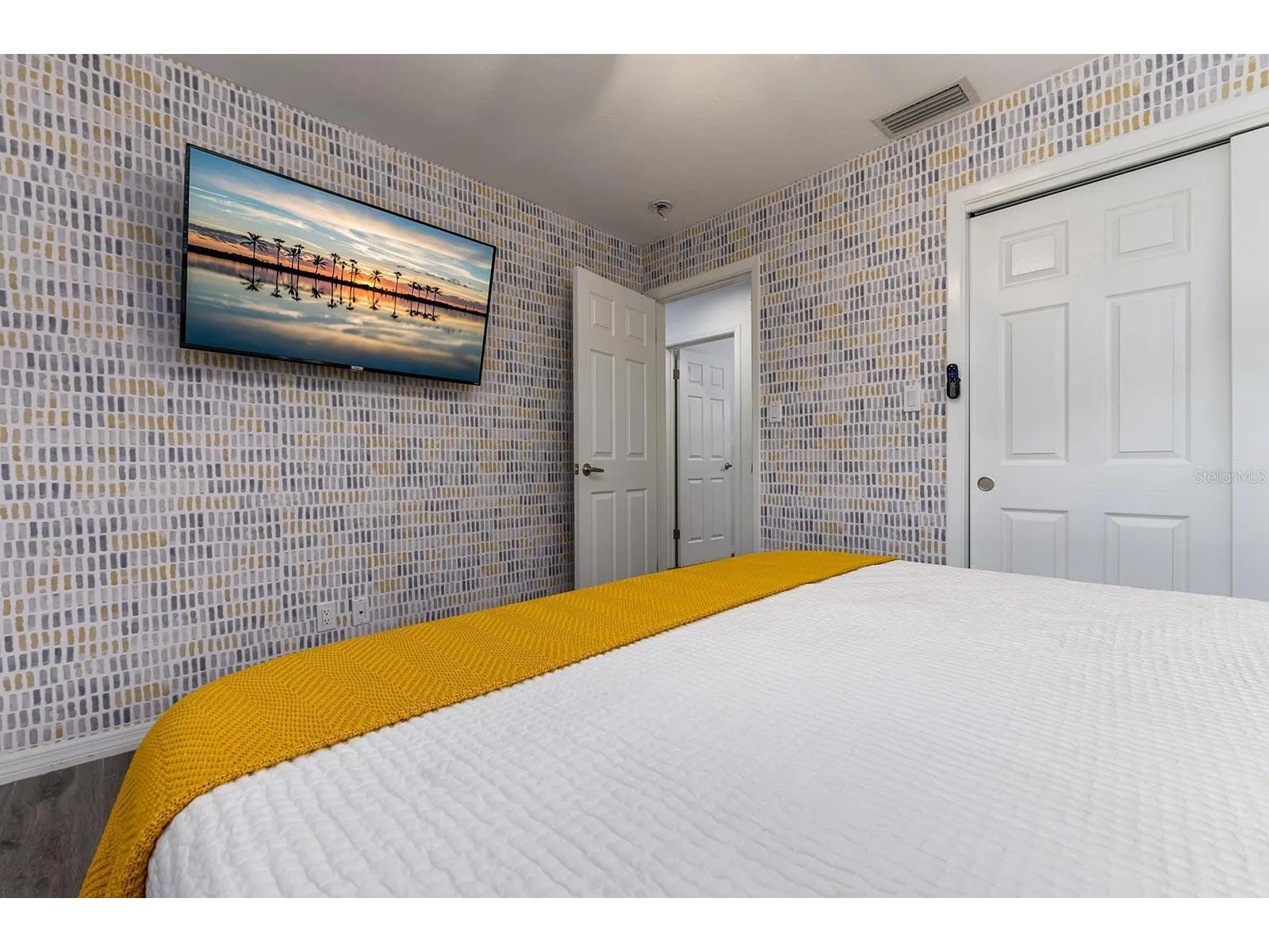 333 66th Street N Saint Petersburg FL 33710 TB8413666 image24