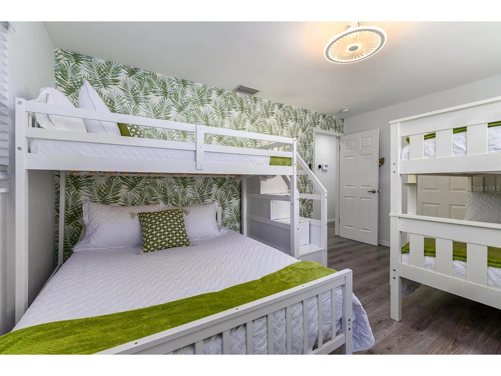 333 66th Street N Saint Petersburg FL 33710 TB8413666 image28