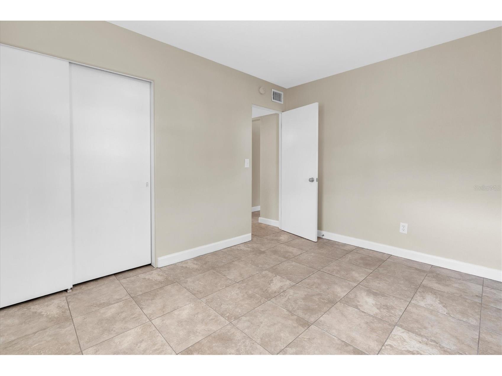 333 72nd Avenue Saint Pete Beach FL 33706 TB8493232 image18