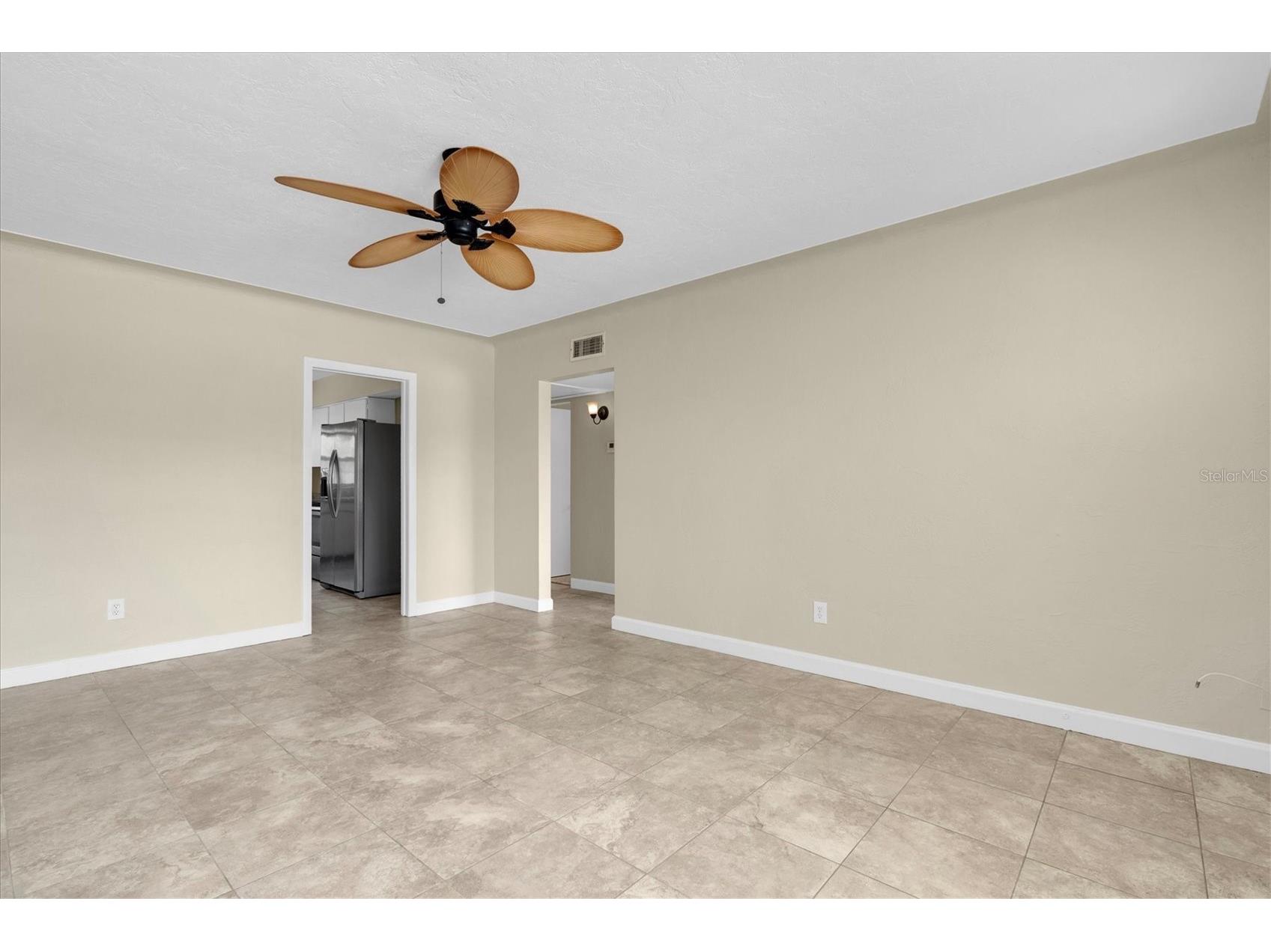333 72nd Avenue Saint Pete Beach FL 33706 TB8493232 image6