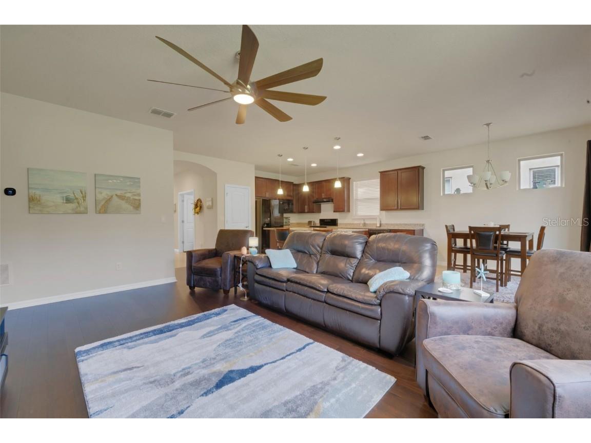 333 Almansa Street Davenport FL 33837 S5136129 image8