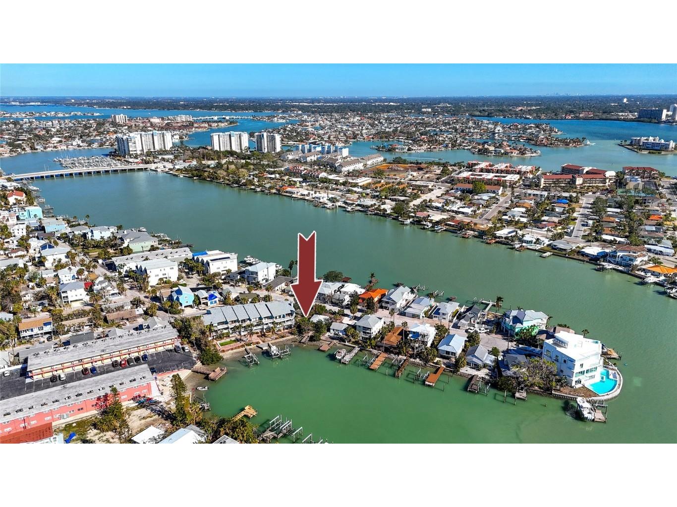 333 Bay Plaza Treasure Island FL 33706 - BLIND PASS TB8348640 image1