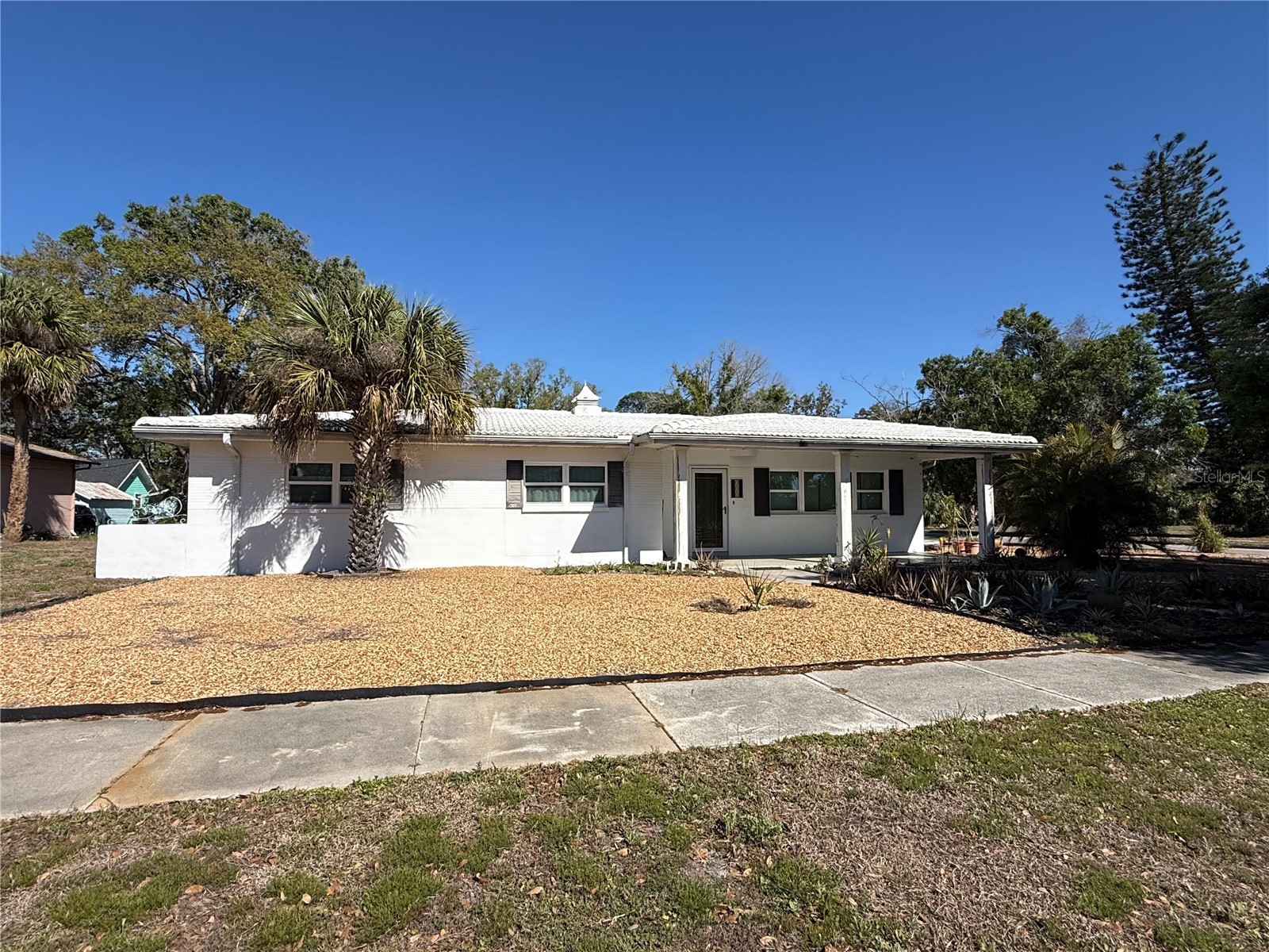 333 Bay Street Tarpon Springs FL 34689 J998671 image1