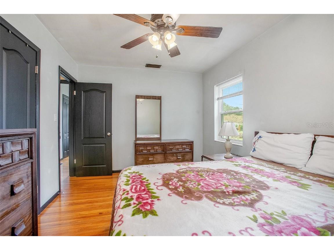 333 Beresford Avenue Deland FL 32724 V4938872 image18