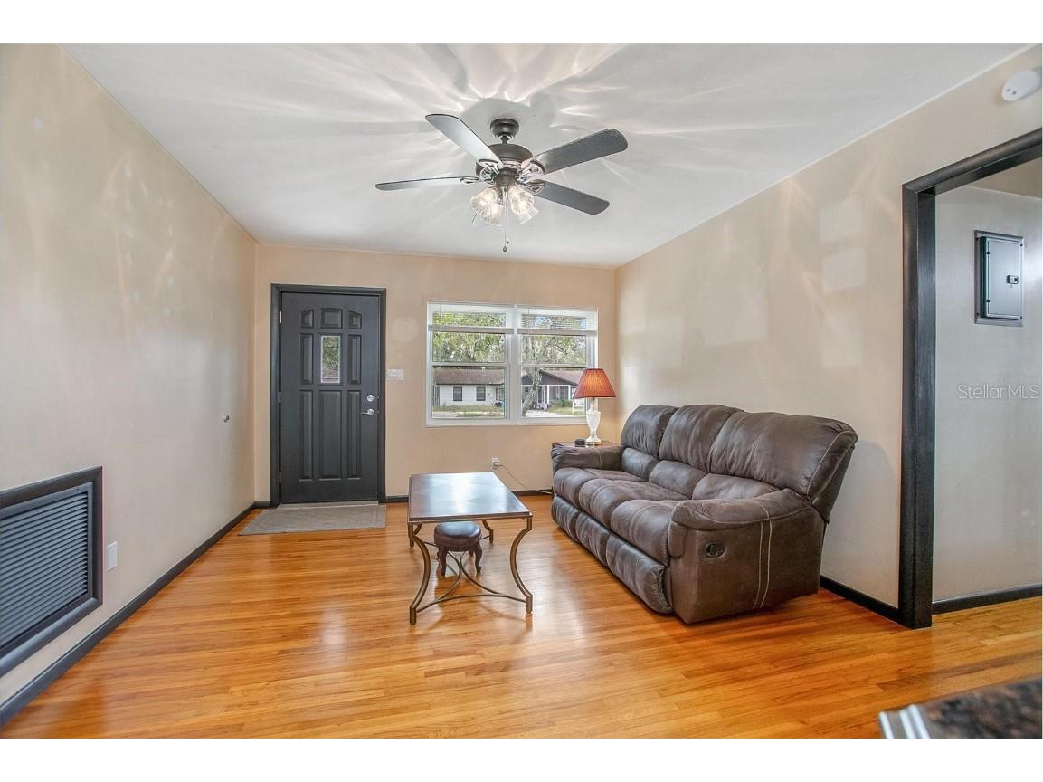 333 Beresford Avenue Deland FL 32724 V4938872 image6