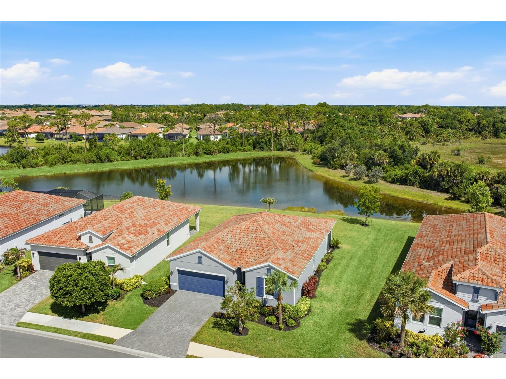 333 Daylily Boulevard Nokomis FL 34275 A4693877 image5