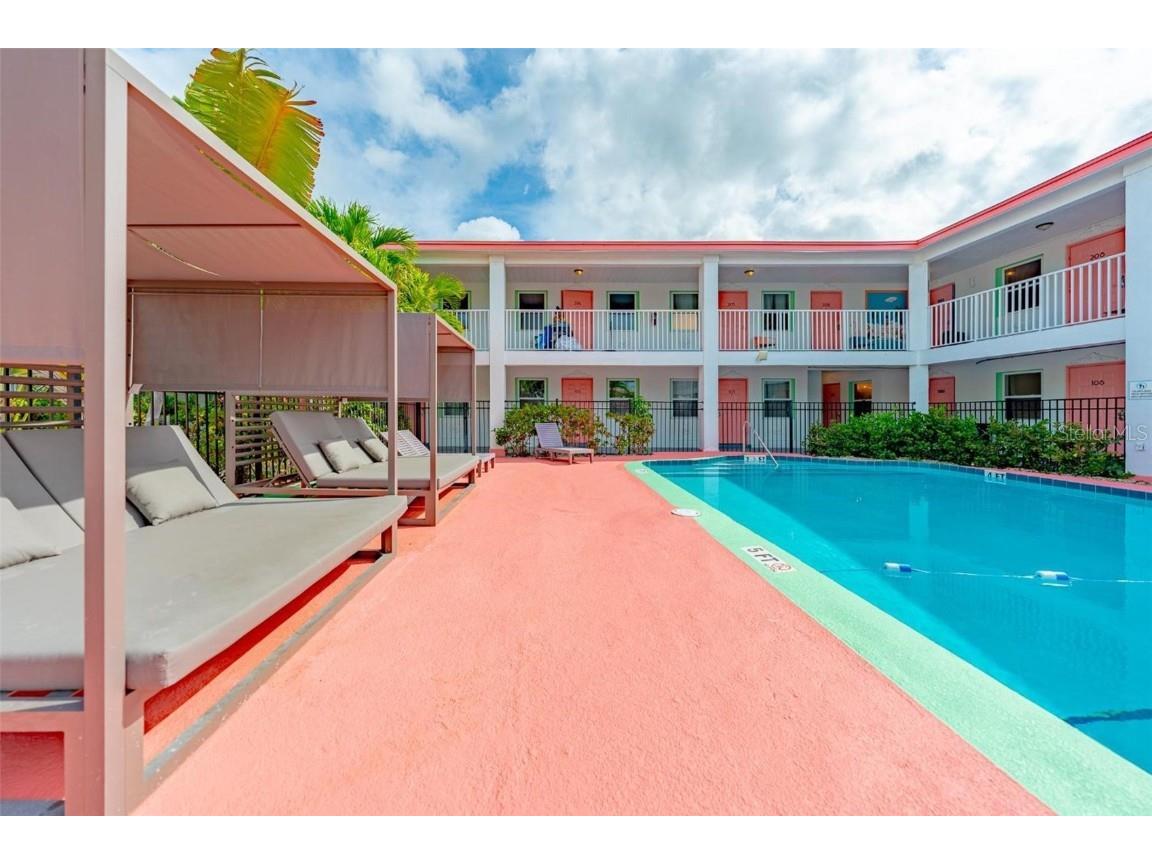 333 Hamden Drive Clearwater Beach FL 33767 TB8363416 image1