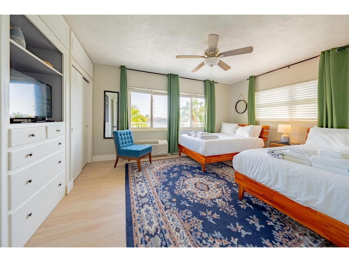 333 Hamden Drive Clearwater Beach FL 33767 TB8363416 image4