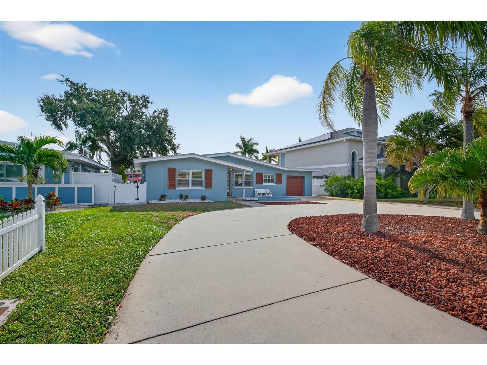 333 La Hacienda Drive Indian Rocks Beach FL 33785 - INTRACOASTAL WATERWAY TB8452637 image45