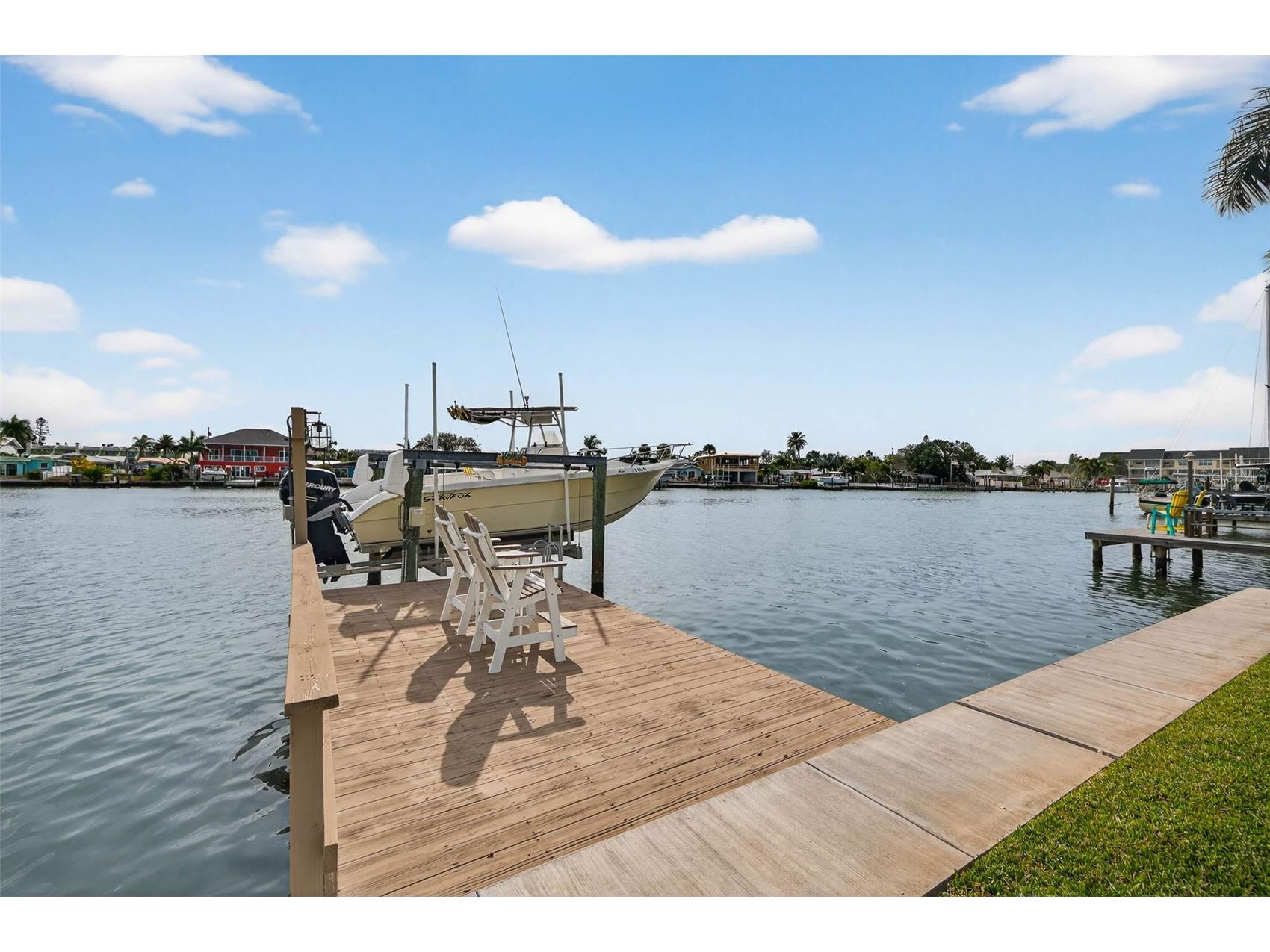 333 La Hacienda Drive Indian Rocks Beach FL 33785 - INTRACOASTAL WATERWAY TB8452637 image9
