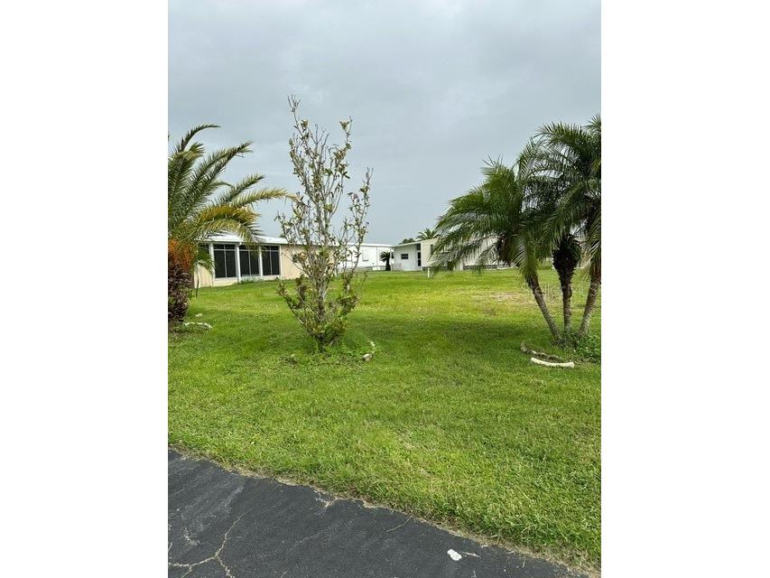 333 La Rosas North Port FL 34287 N6133824 image1