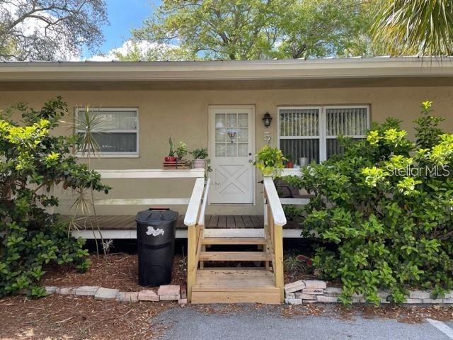 333 Lagoon Drive #5 Palm Harbor FL 34683 U8195347 image1