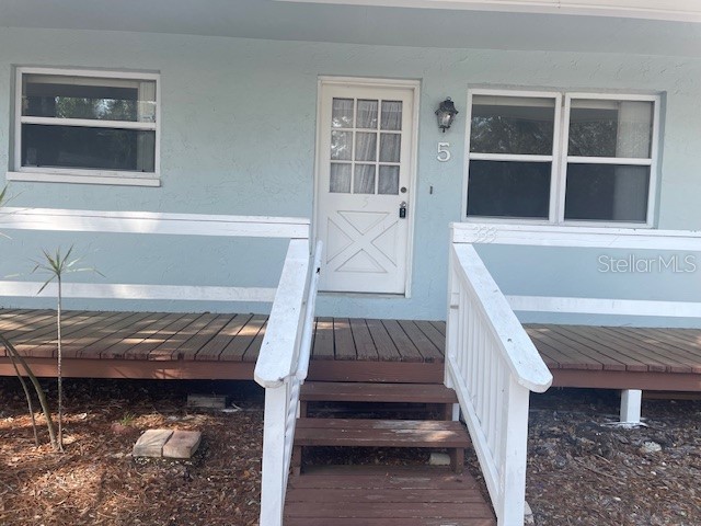 333 Lagoon Drive #5 Palm Harbor FL 34683 TB8487779 image2