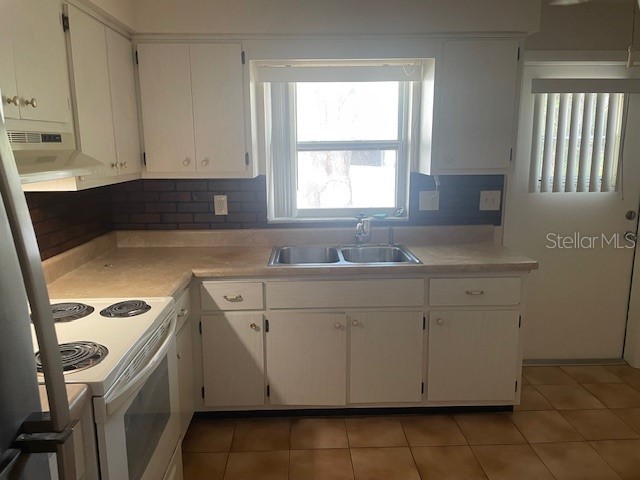 333 Lagoon Drive #5 Palm Harbor FL 34683 TB8487779 image5