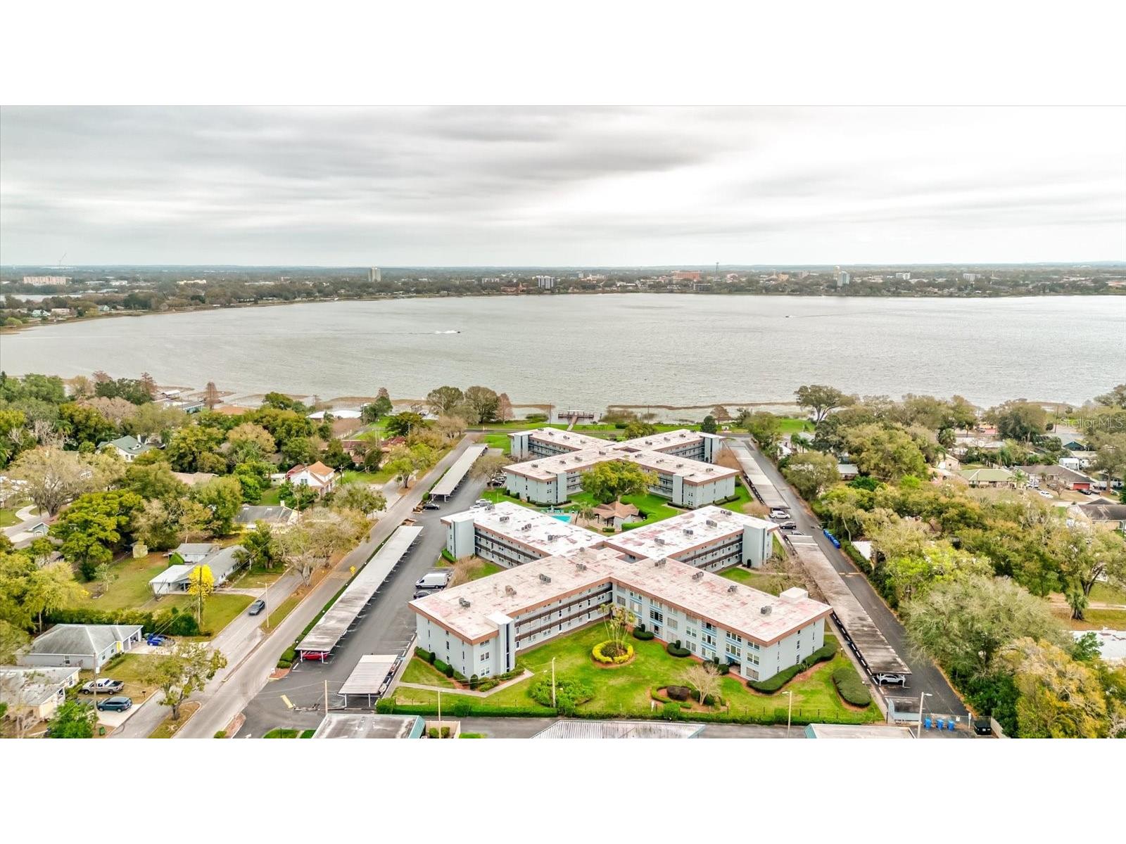 333 Lake Howard Dr Nw #314D Winter Haven FL 33880 - LAKE HOWARD TB8515282 image5