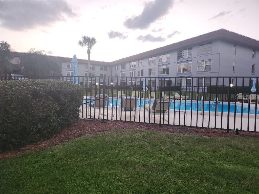 333 Lake Howard Drive NW #201C Winter Haven FL 33880 - LAKE HOWARD O6279600 image5